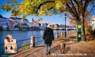 Donauufer mit Hundestation u. Frau mit Hund.jpg